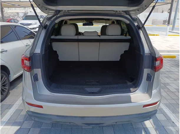 Car image 22