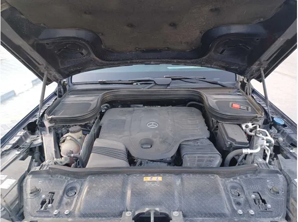 Car image 28