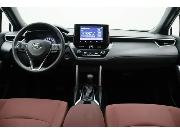 Car image 14