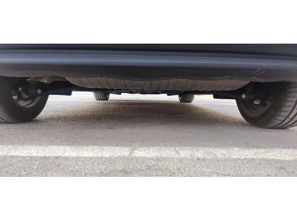 Car image 32