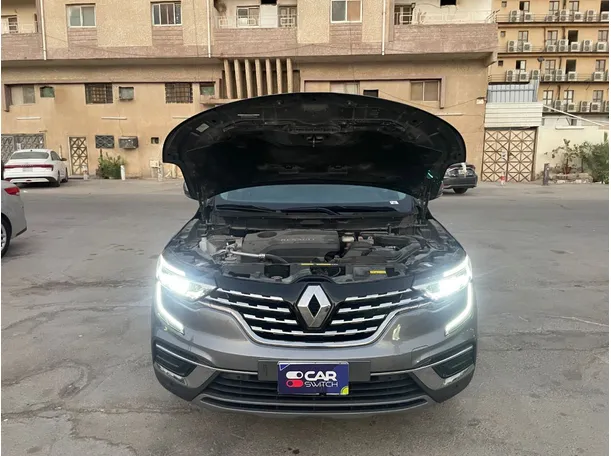 Car image 25