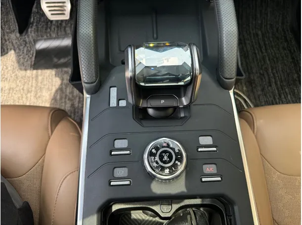 Car image 21