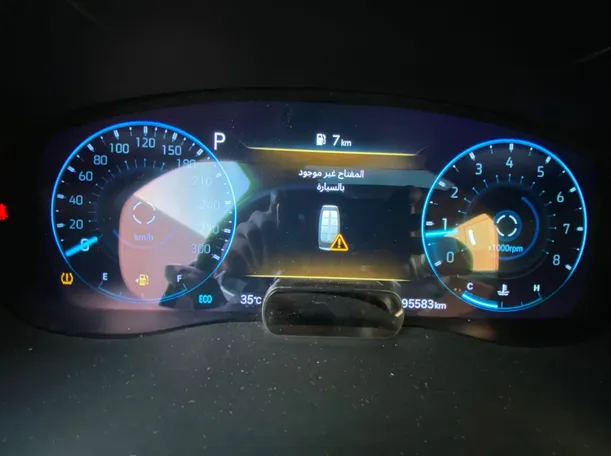 Car image 18