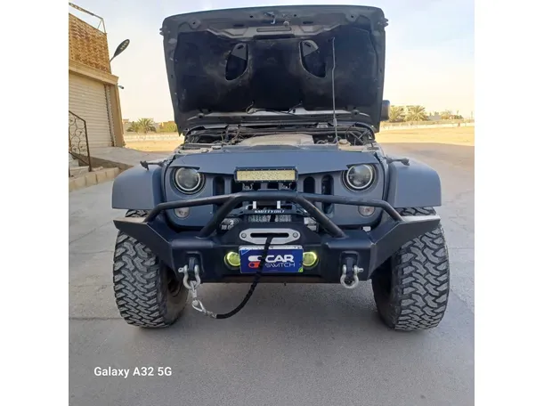Car image 28