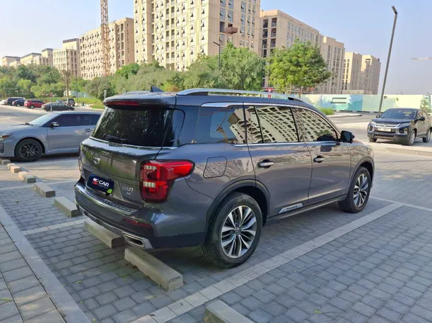 Car image 5