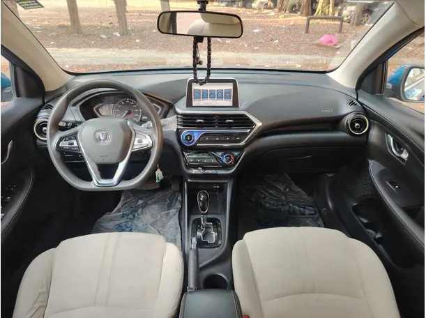 Car image 21