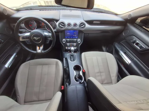 Car image 15