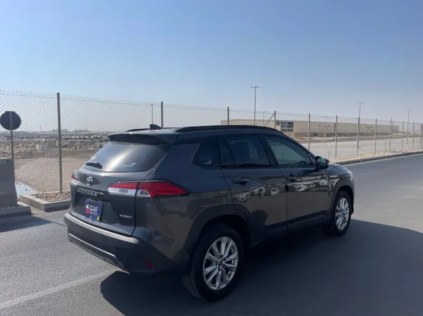 Car image 5