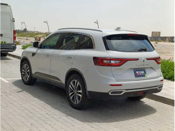 Car image 7