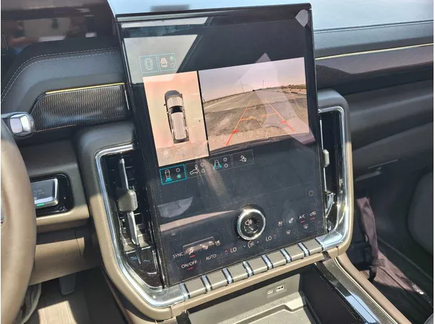 Car image 21