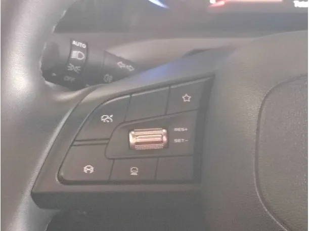 Car image 29