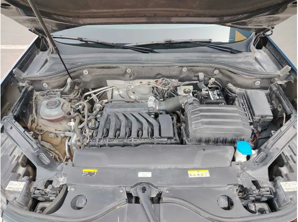 Car image 35