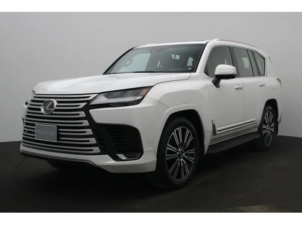 2024 لكزس LX600 في الإمارات