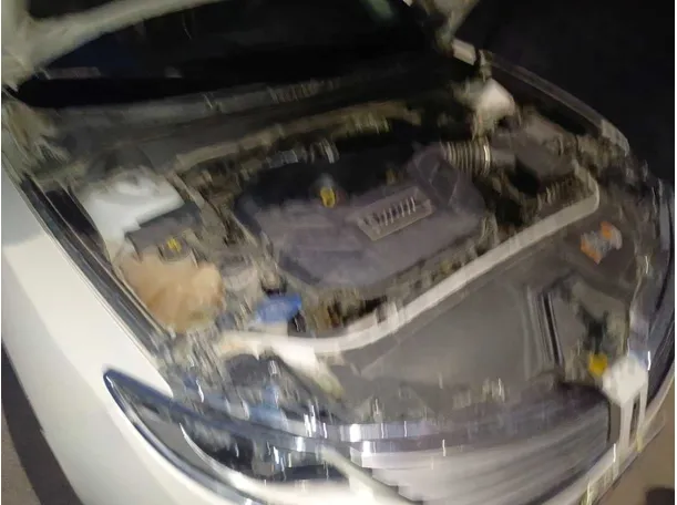 Car image 35
