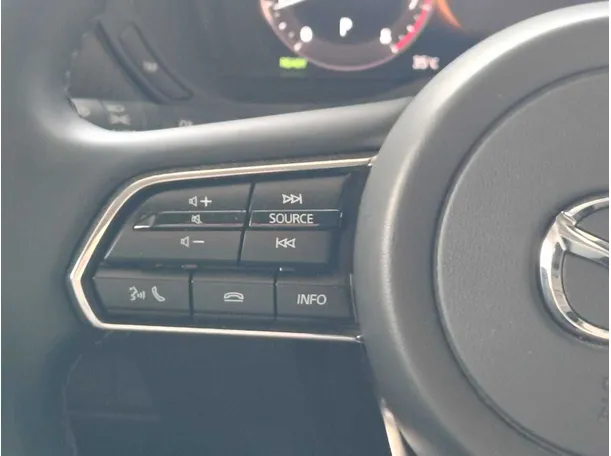 Car image 29