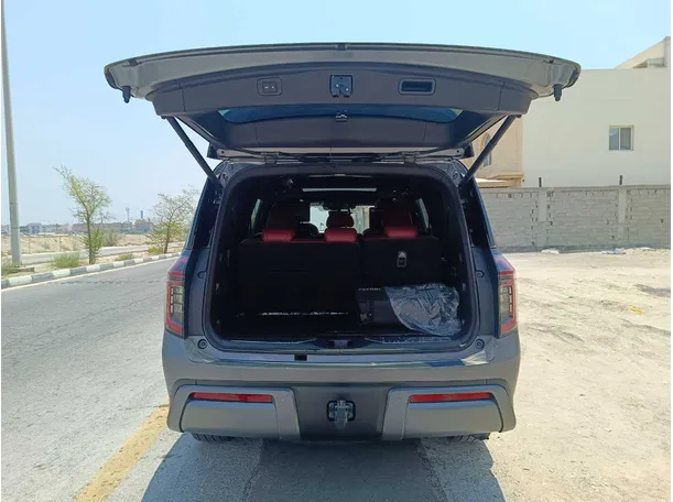 Car image 32