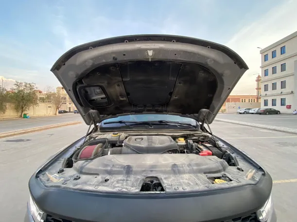Car image 28