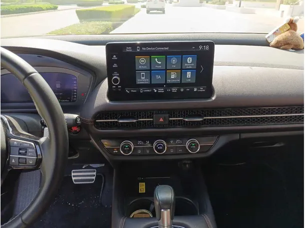 Car image 16