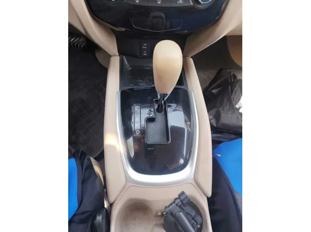 Car image 21
