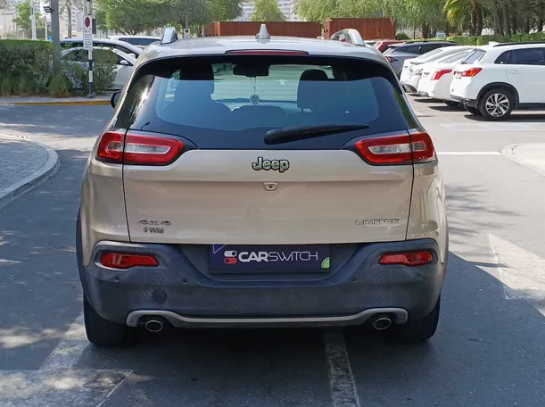 Car image 6