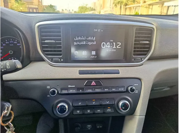 Car image 23
