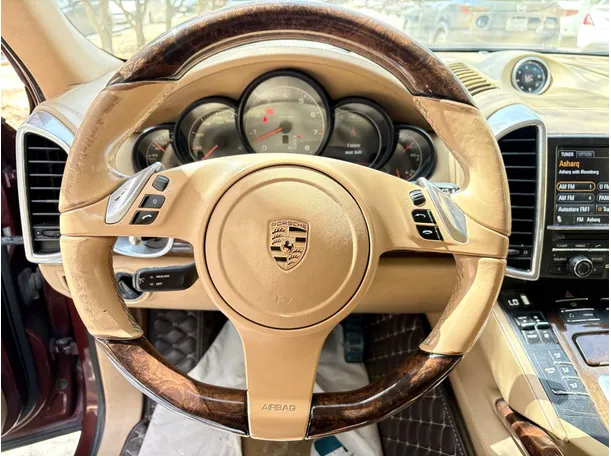Car image 21