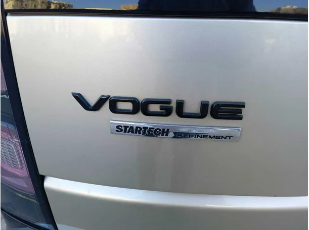 Car image 34