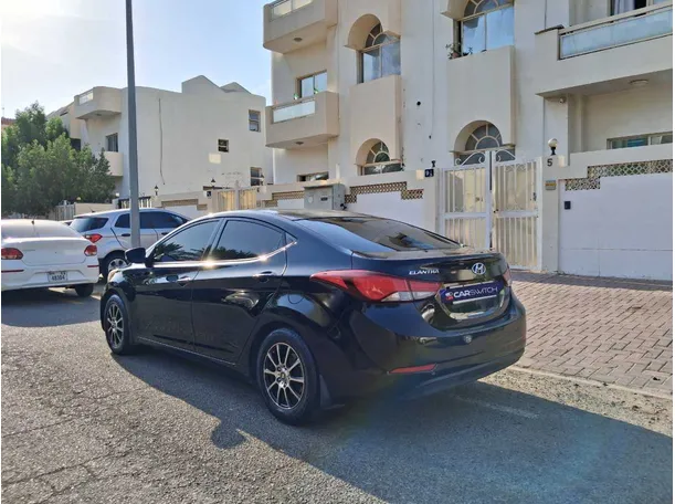Car image 7