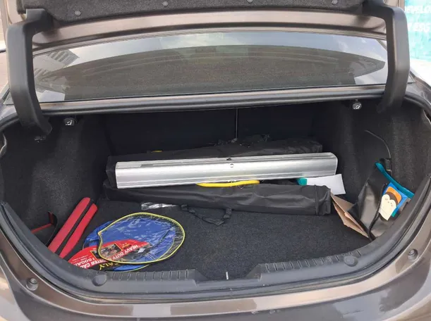 Car image 20