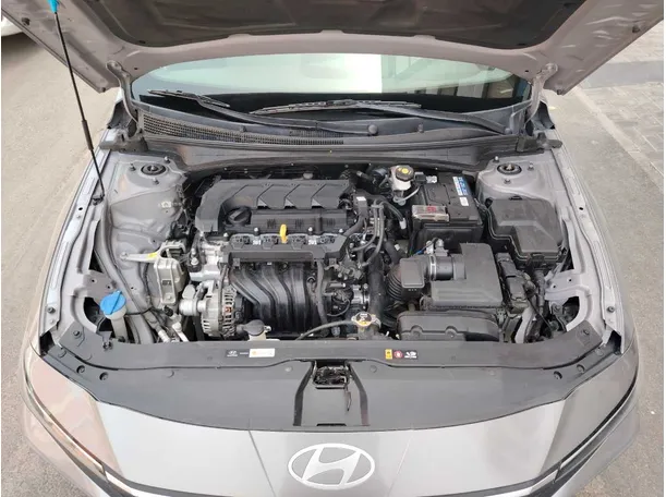 Car image 28