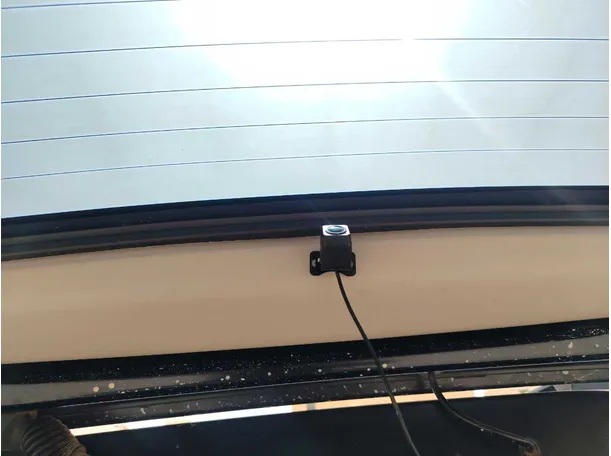 Car image 27