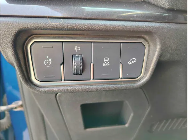 Car image 33