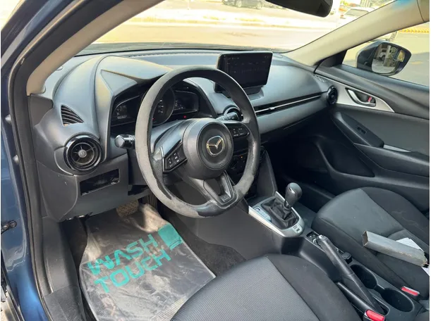 Car image 13