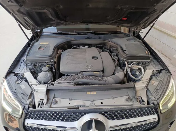 Car image 24