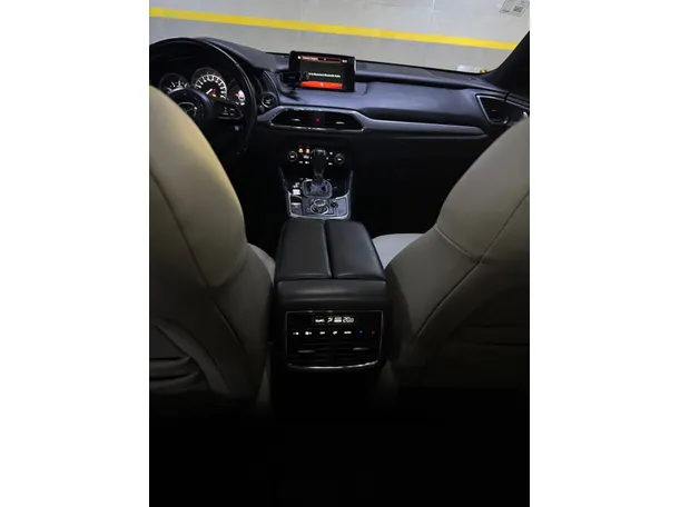 Car image 21