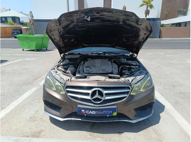Car image 35