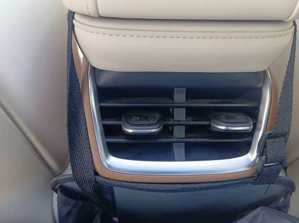 Car image 38