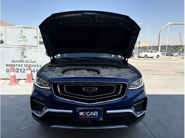 Car image 25