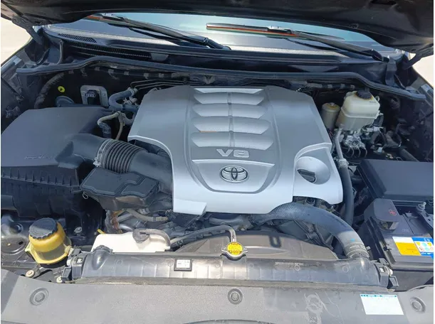 Car image 47