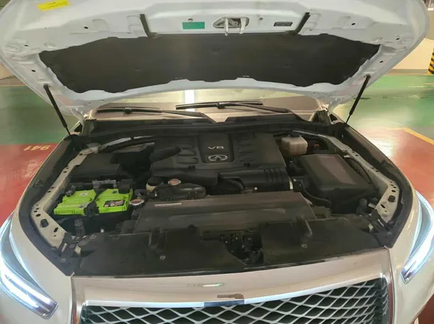 Car image 26