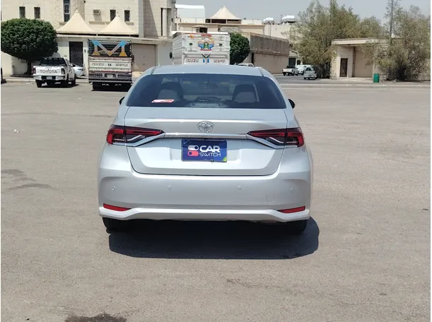 Car image 6