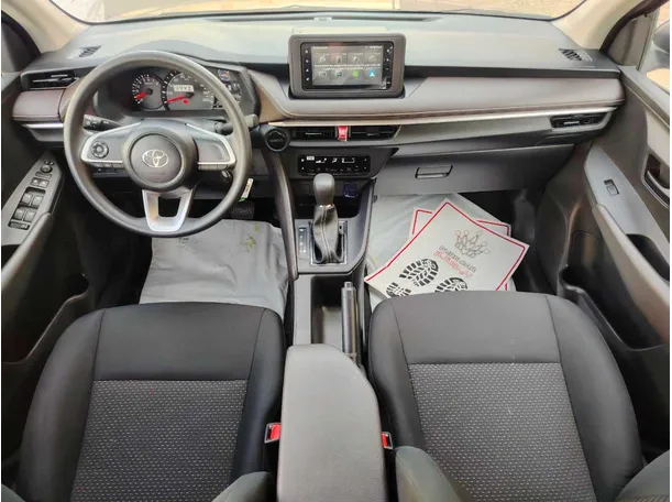 Car image 20
