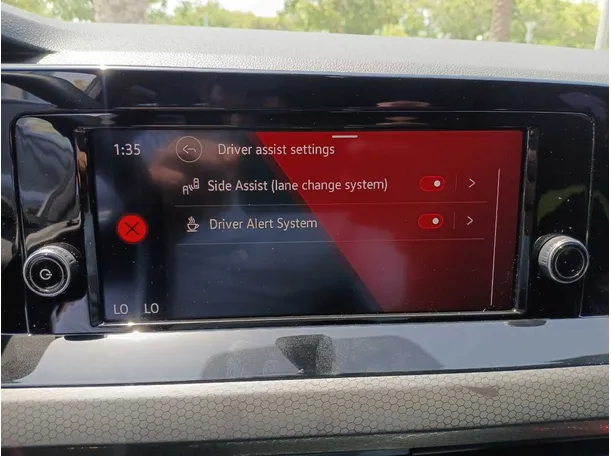 Car image 20