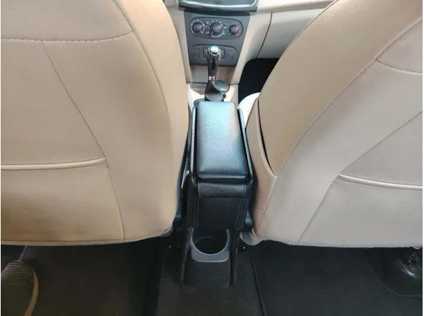 Car image 34