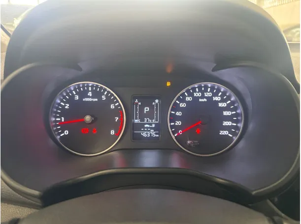 Car image 10