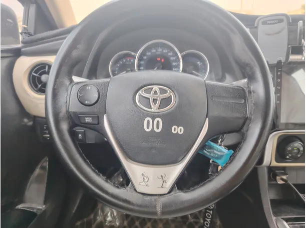 Car image 21