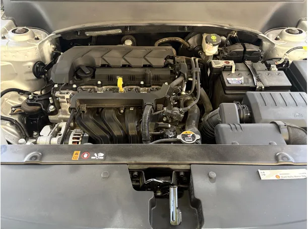 Car image 26