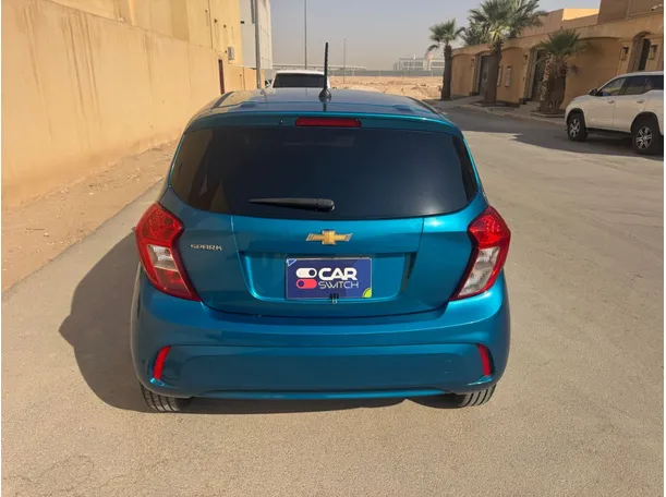 Car image 6