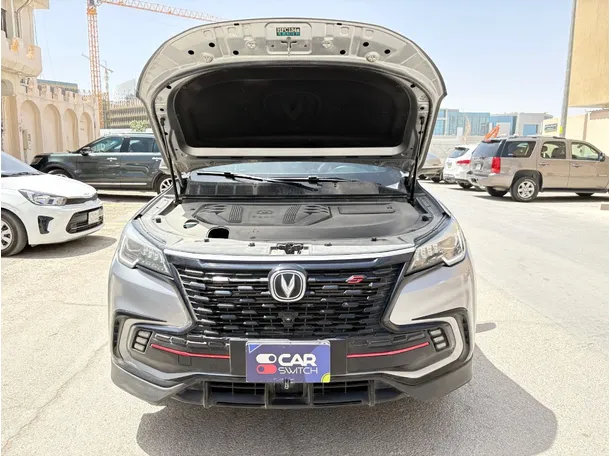 Car image 30