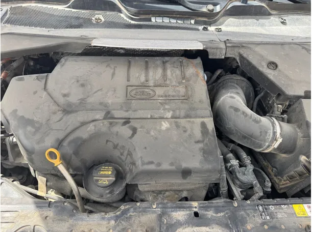 Car image 21